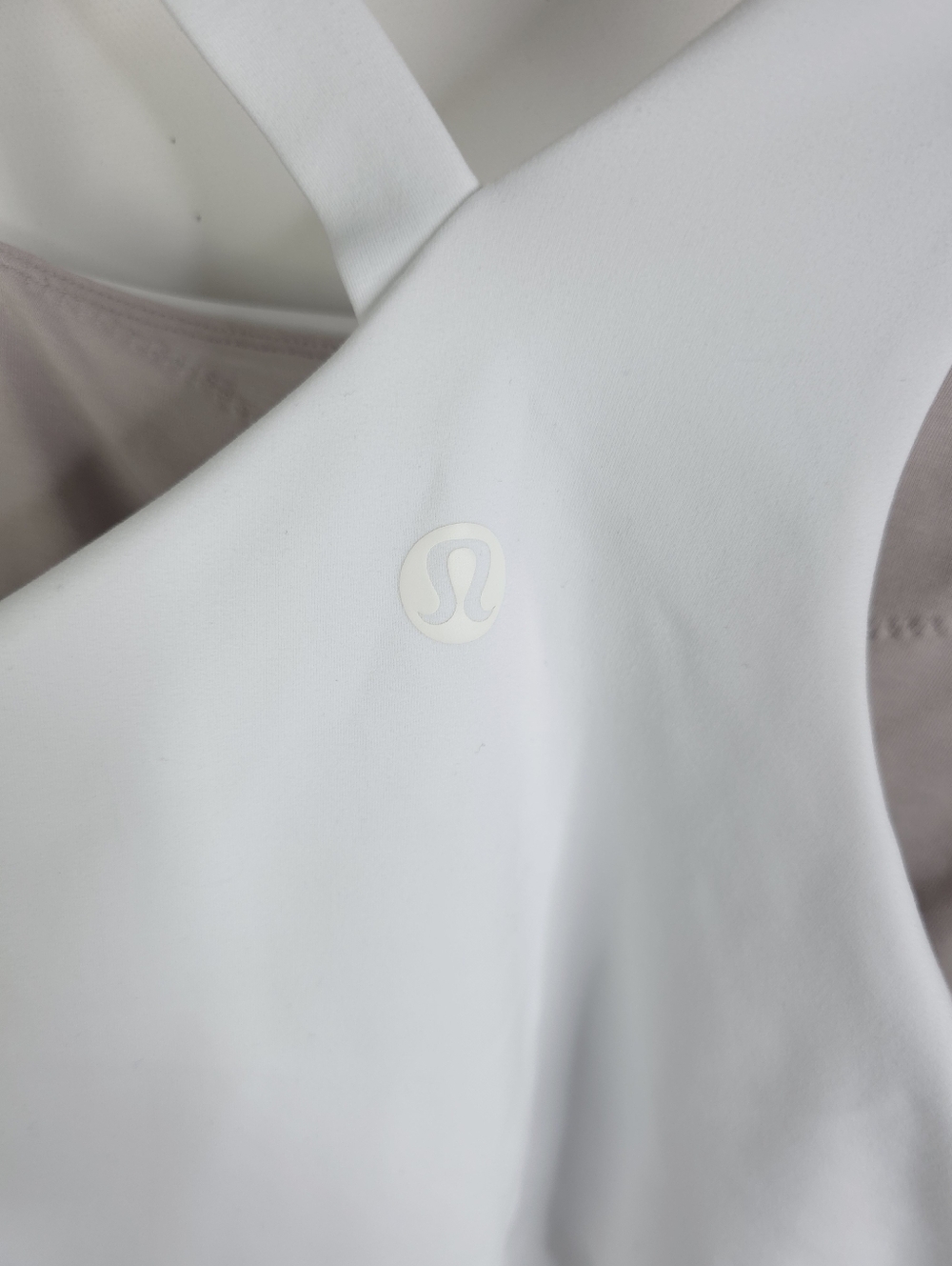 Lululemon Everlux Asymmetrical Tennis Tank Top White Size 14 - Picture 6 of 7